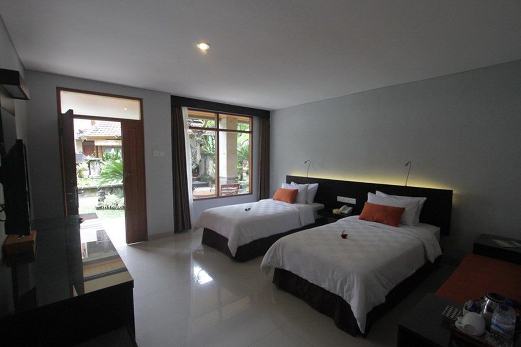 Fourteen Roses Beach Hotel Legian Exteriér fotografie
